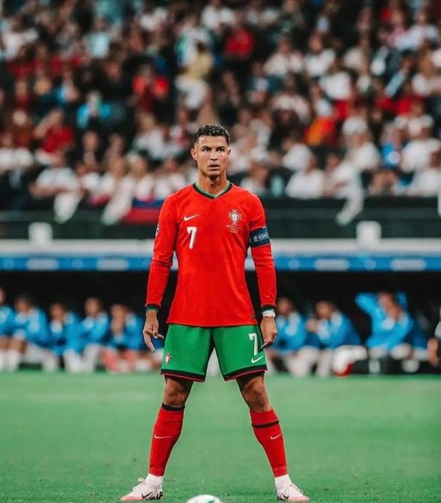 问鼎娱乐-加时末段波尔图调整名单以备全明星赛C罗新星大比分领先表现惊艳，现场解说直呼：国际比赛日山东男篮调整名单以备欧超杯的简单介绍